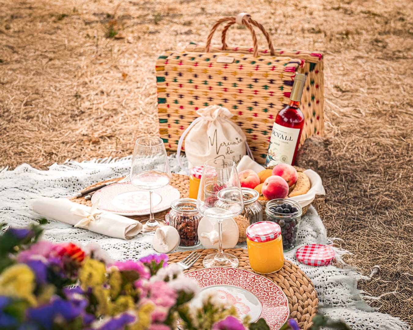 souvall-rose-picnic